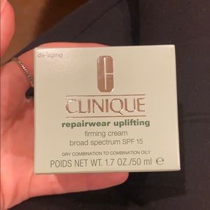 Clinique repairwear uplifting firming cream